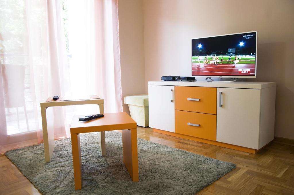 Apartman Lena Apartment Vrnjačka Banja Екстериор снимка